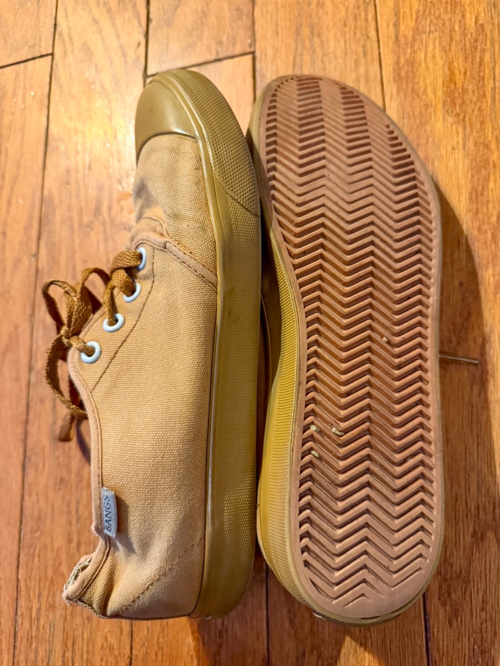 Women’s BANGS Canvas Low-Top Sneakers in Tan